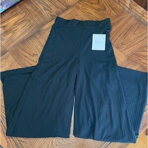 Campfire wide legged pants